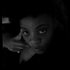 Meet your Posher, Leona